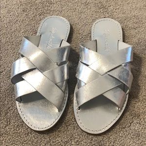 The Boardwalk Woven Slide Sandal in Metallic